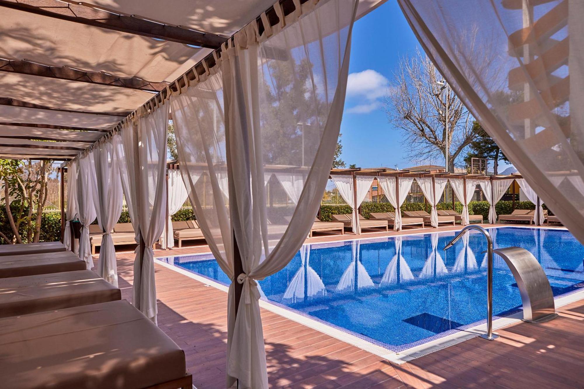 Hotel apartamentowy Zafiro Tropic Port de Alcudia (Mallorca)