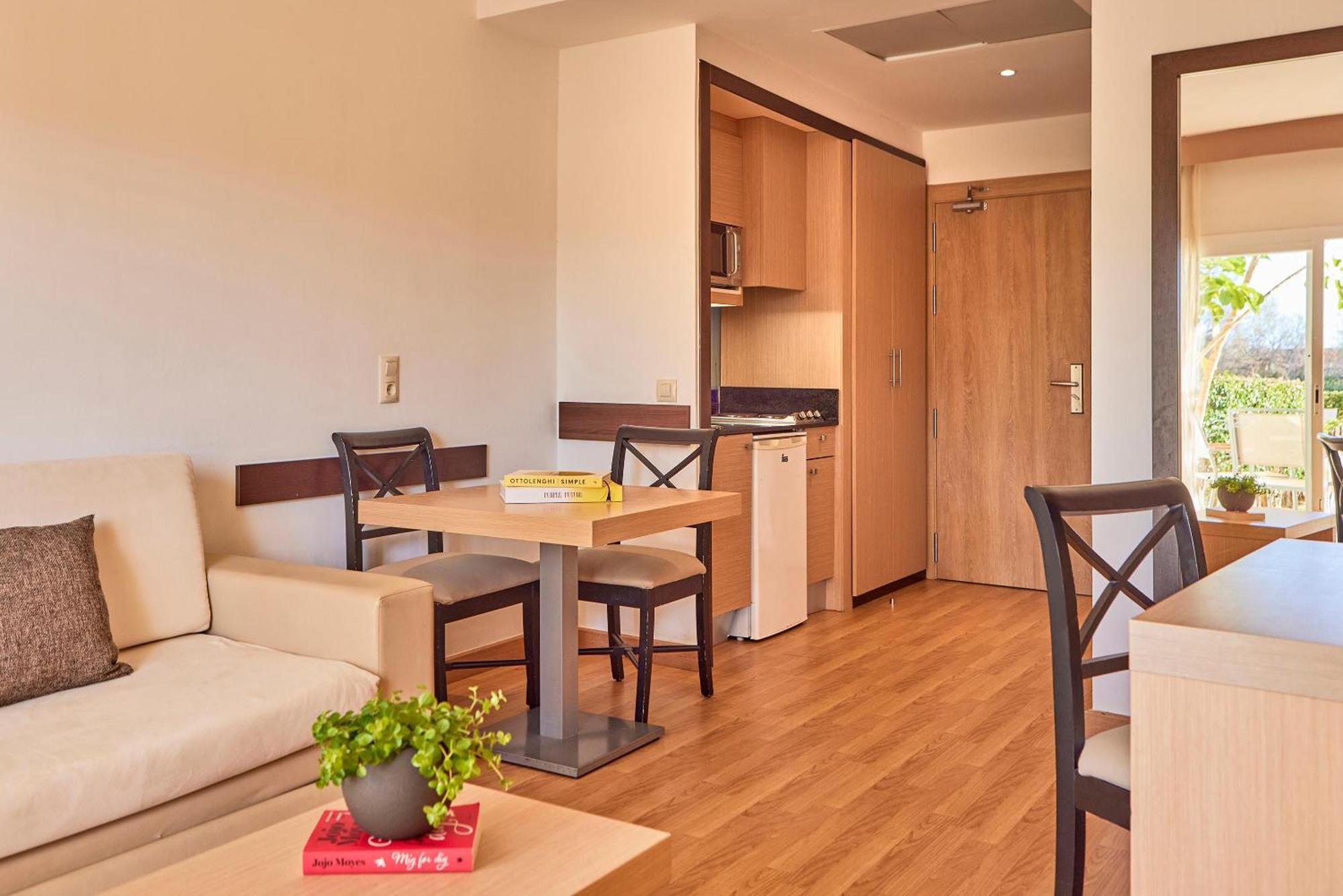 Hotel apartamentowy Zafiro Tropic