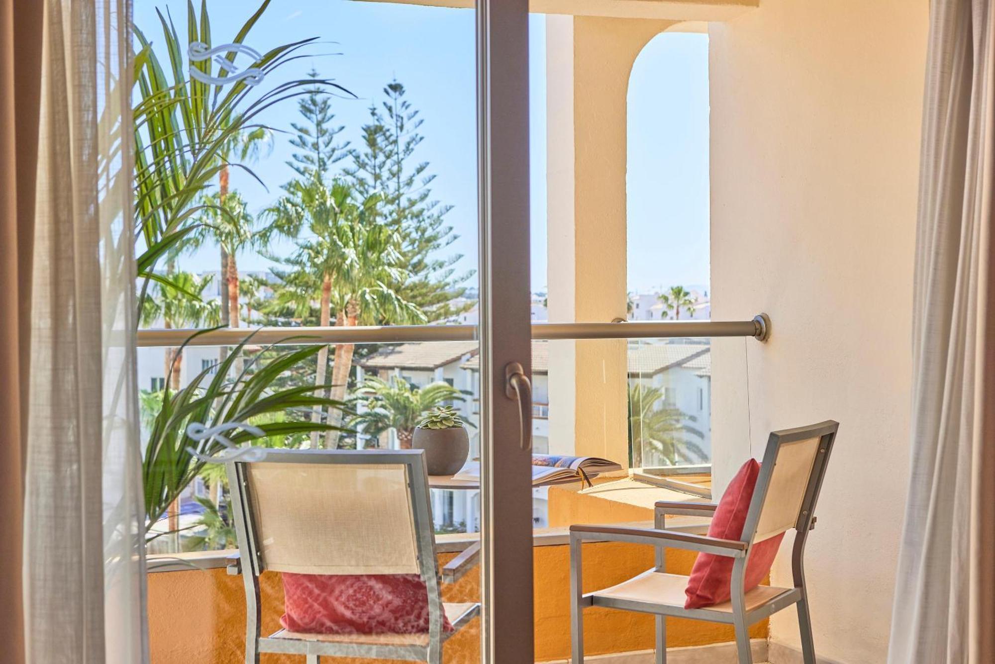 Hotel apartamentowy Zafiro Tropic 4*