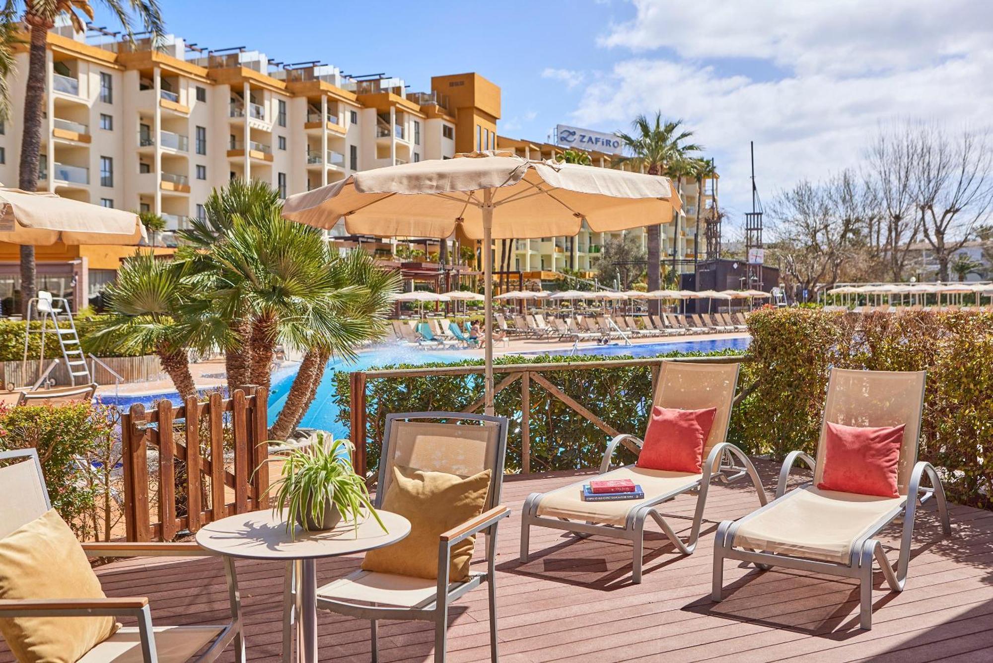 Hotel apartamentowy Zafiro Tropic Port de Alcudia (Mallorca)