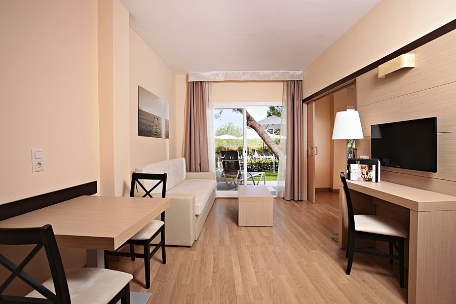 Zafiro Tropic Hotel apartamentowy 4*